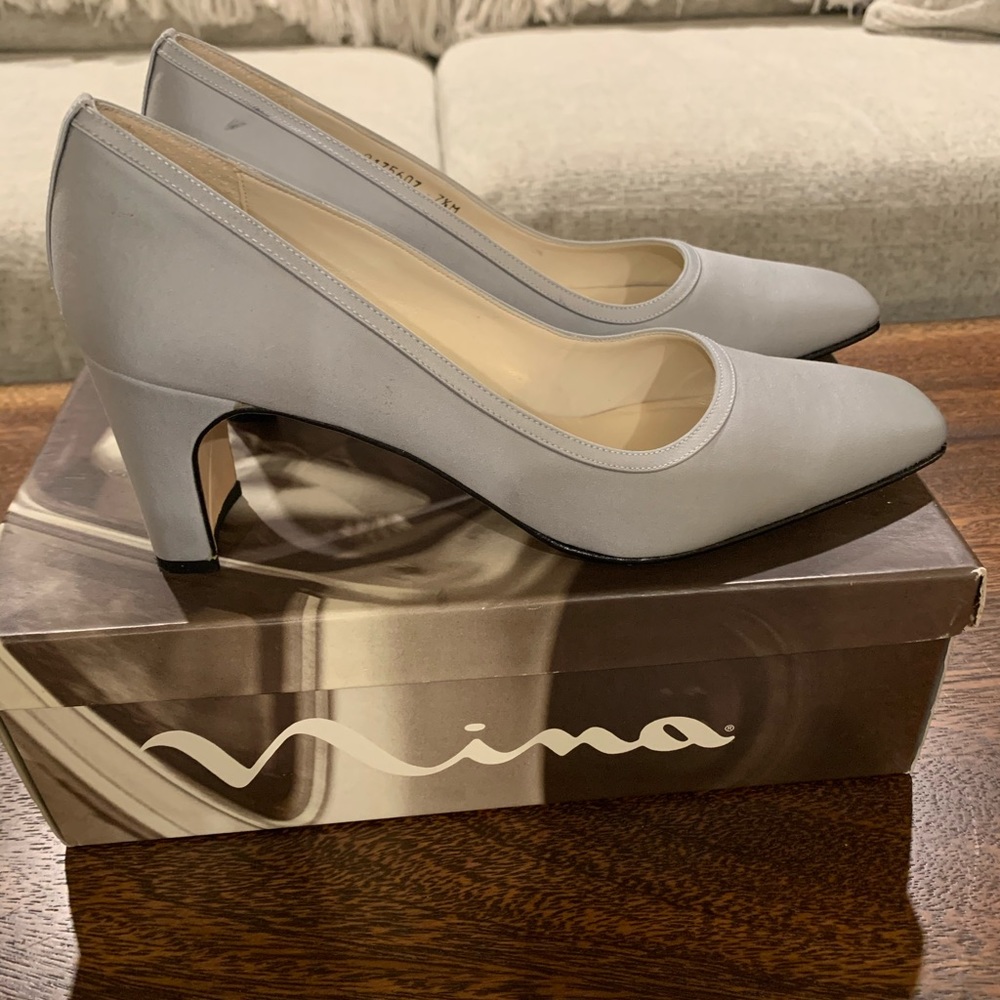 Nina US 7.5 Dusty Silver Shoes